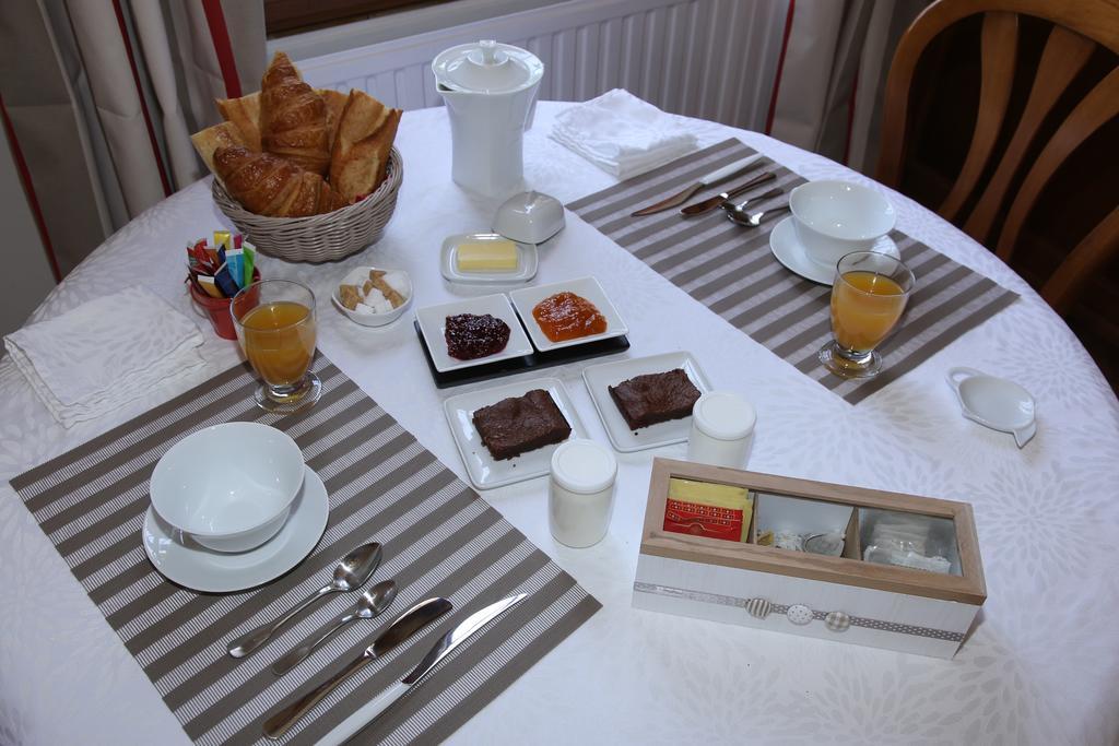 Manoir Le Mesnil Bed & Breakfast Saint-Martin-aux-Chartrains Ngoại thất bức ảnh