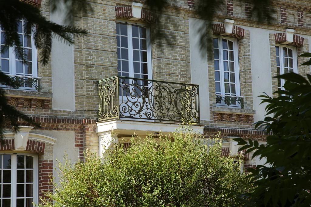 Manoir Le Mesnil Bed & Breakfast Saint-Martin-aux-Chartrains Ngoại thất bức ảnh