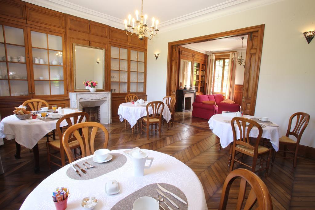Manoir Le Mesnil Bed & Breakfast Saint-Martin-aux-Chartrains Ngoại thất bức ảnh