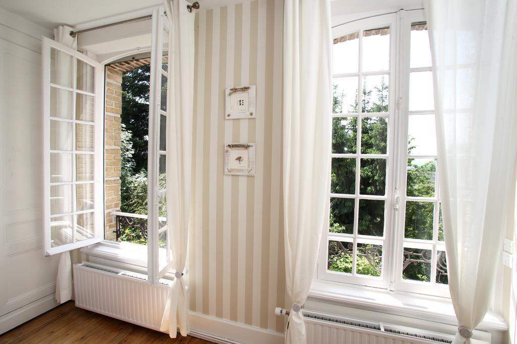 Manoir Le Mesnil Bed & Breakfast Saint-Martin-aux-Chartrains Ngoại thất bức ảnh